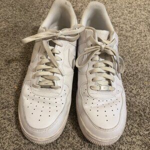 Nike Air Force 1 Men’s Sneakers – Classic Iconic Style